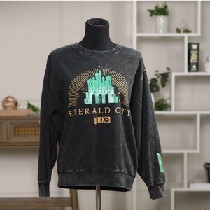 Rare Universal Studios Official Theme Park Wicked Emerald City Sweatshirt NWT S